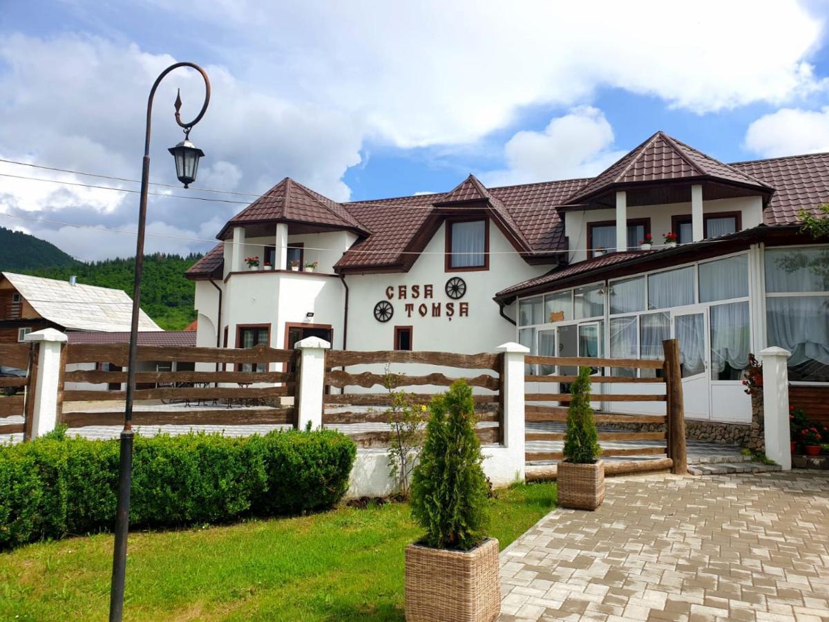 Casa Tomsa Bed & Breakfast Rozavlea Exterior photo